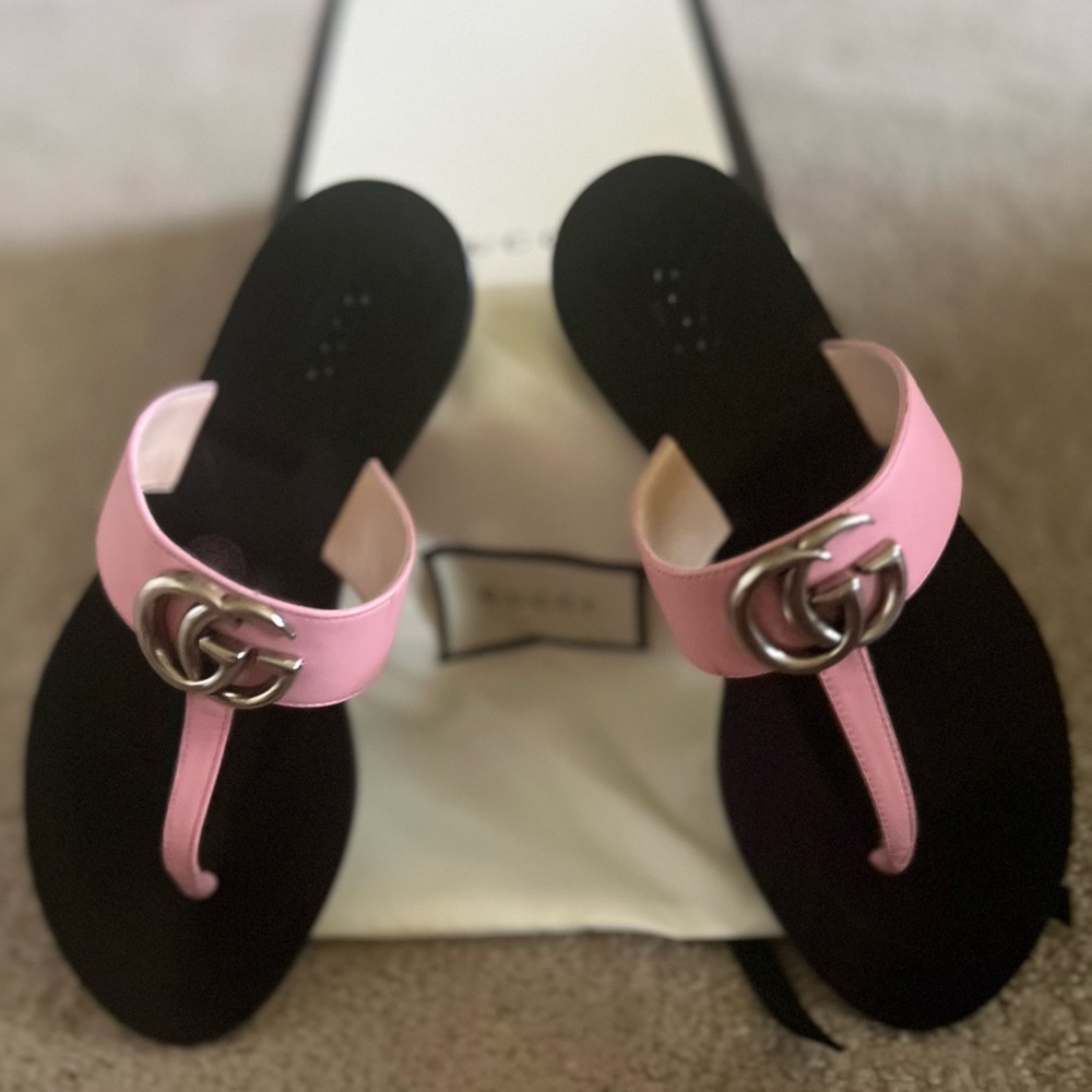 Authentic Gucci double G pink leather sandals size 36 - Picture 2 of 4